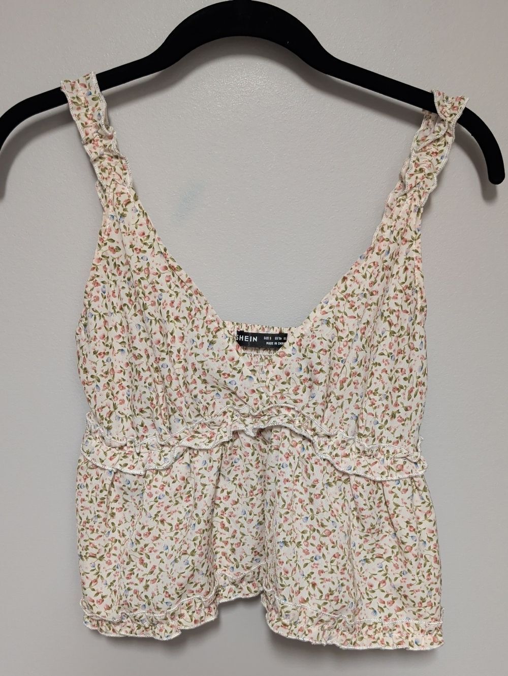 SHEIN Cream Floral Ruffle-Trim Camisole